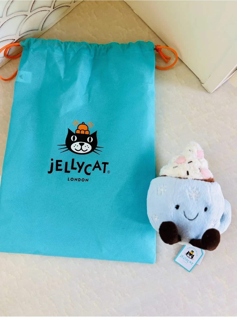Jellycat Amuseables Hot Chocolate with Marshmallows (retired) with Dustbag